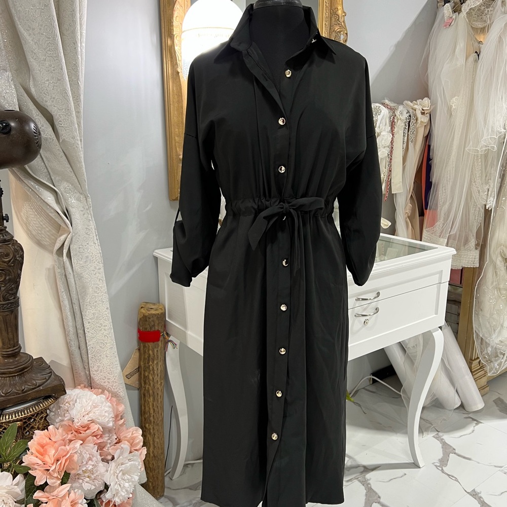 New mid calf button up dress with tie at waist